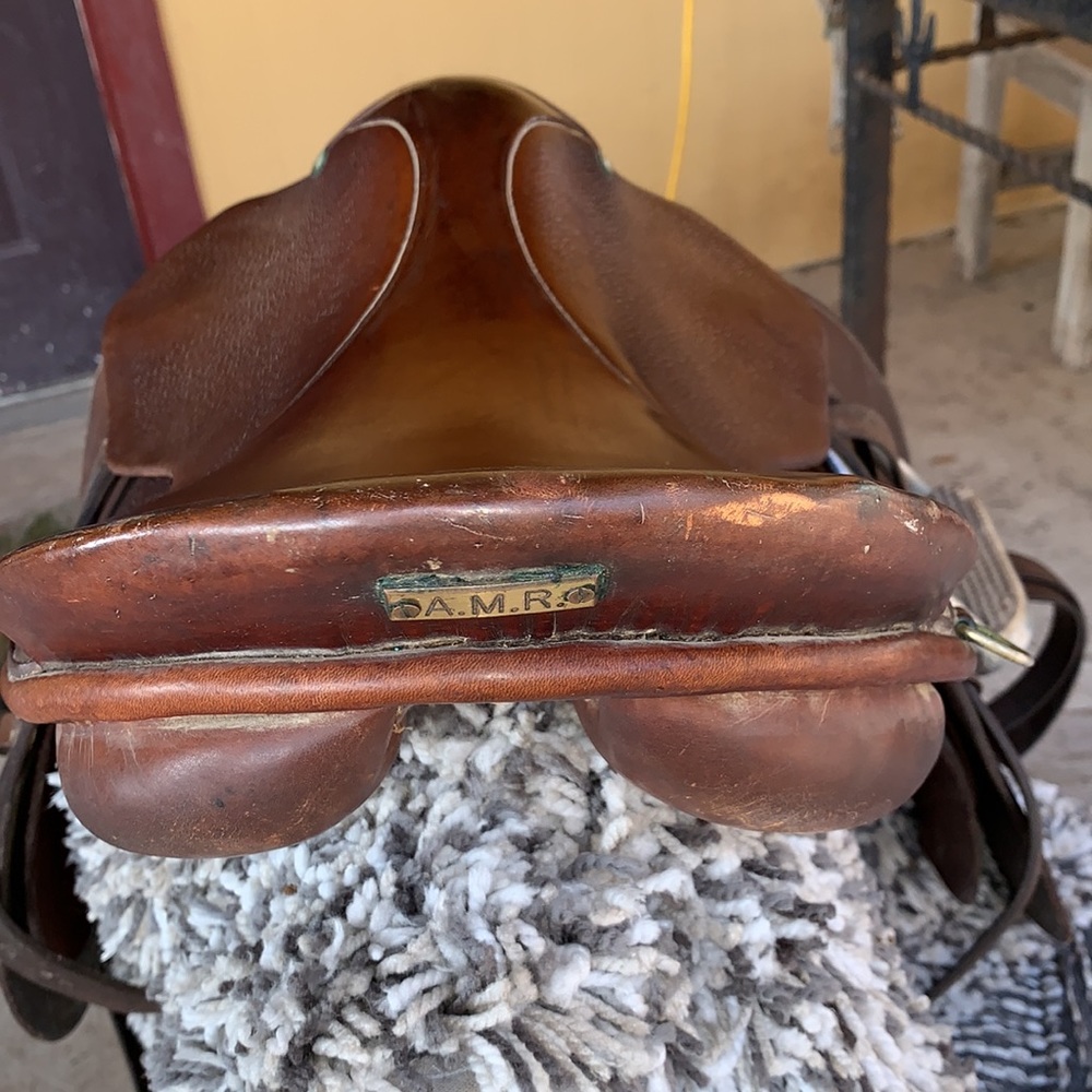 Portos II Stubben Les Mousquetaires English Saddle - Picture 3 of 9